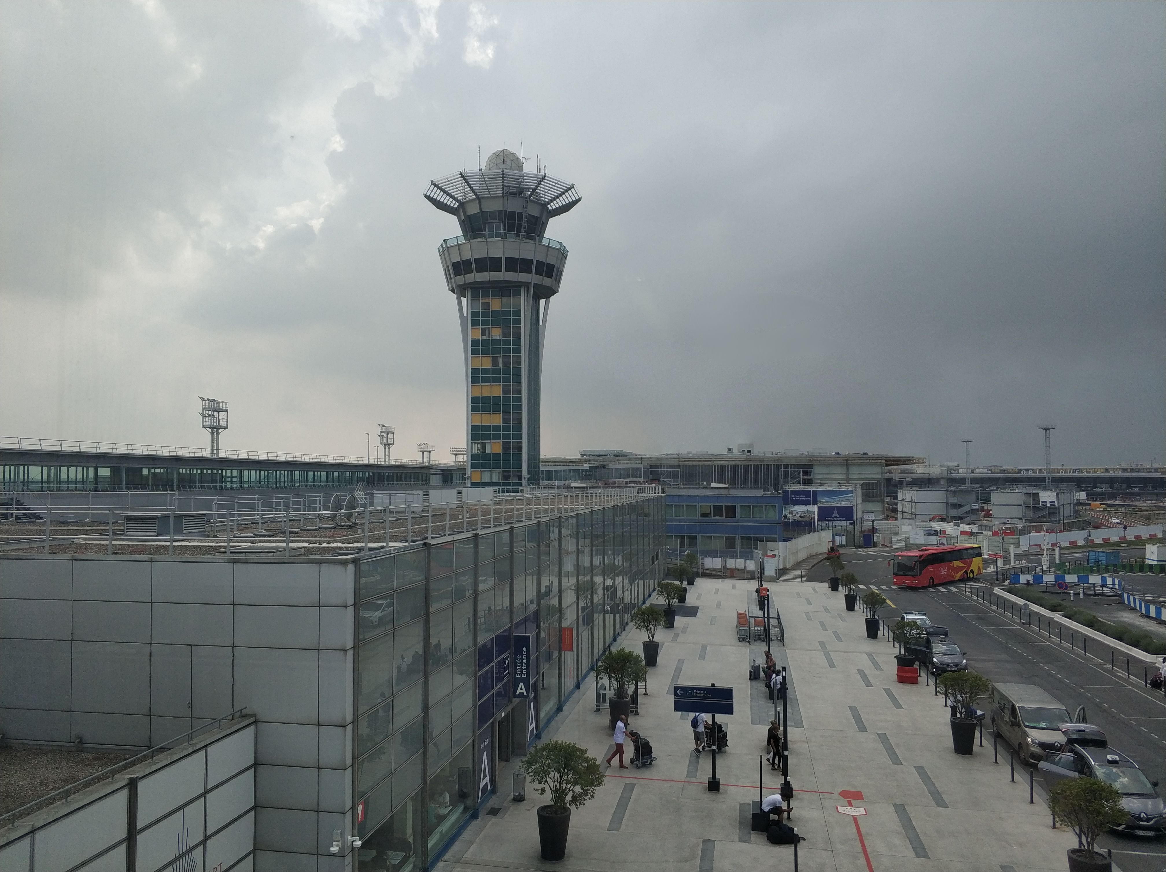 The control tower of Orly airport, viewed from the Orlyval station The control tower of Orly airport, viewed from the Orlyval station
