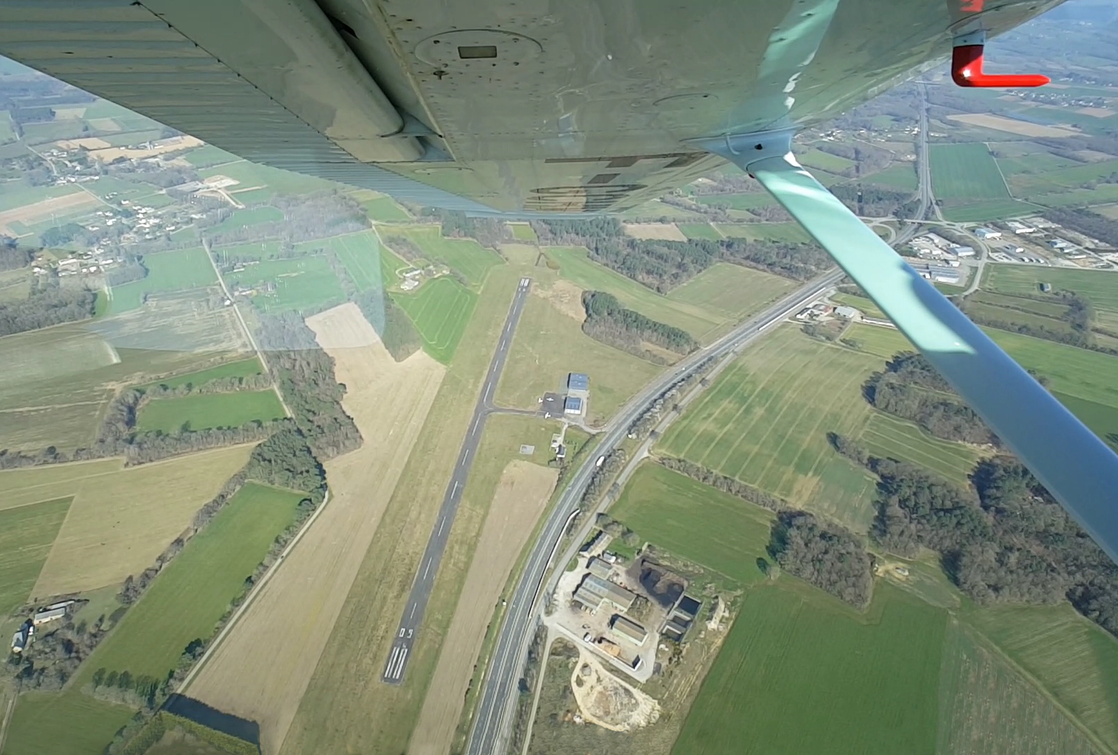 Verticale au-dessus de la piste de Redon